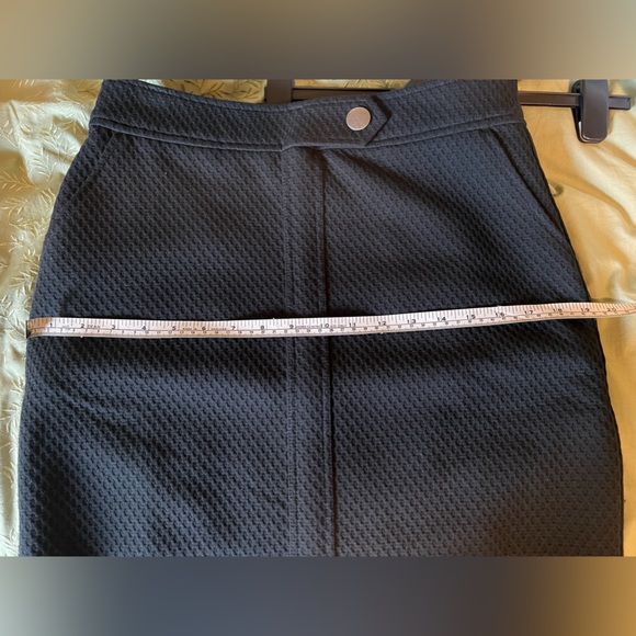 NWOT- Banana Republic Skirt - Picture 10 of 10